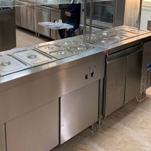 شراء معدات مطاعم مستعملة 